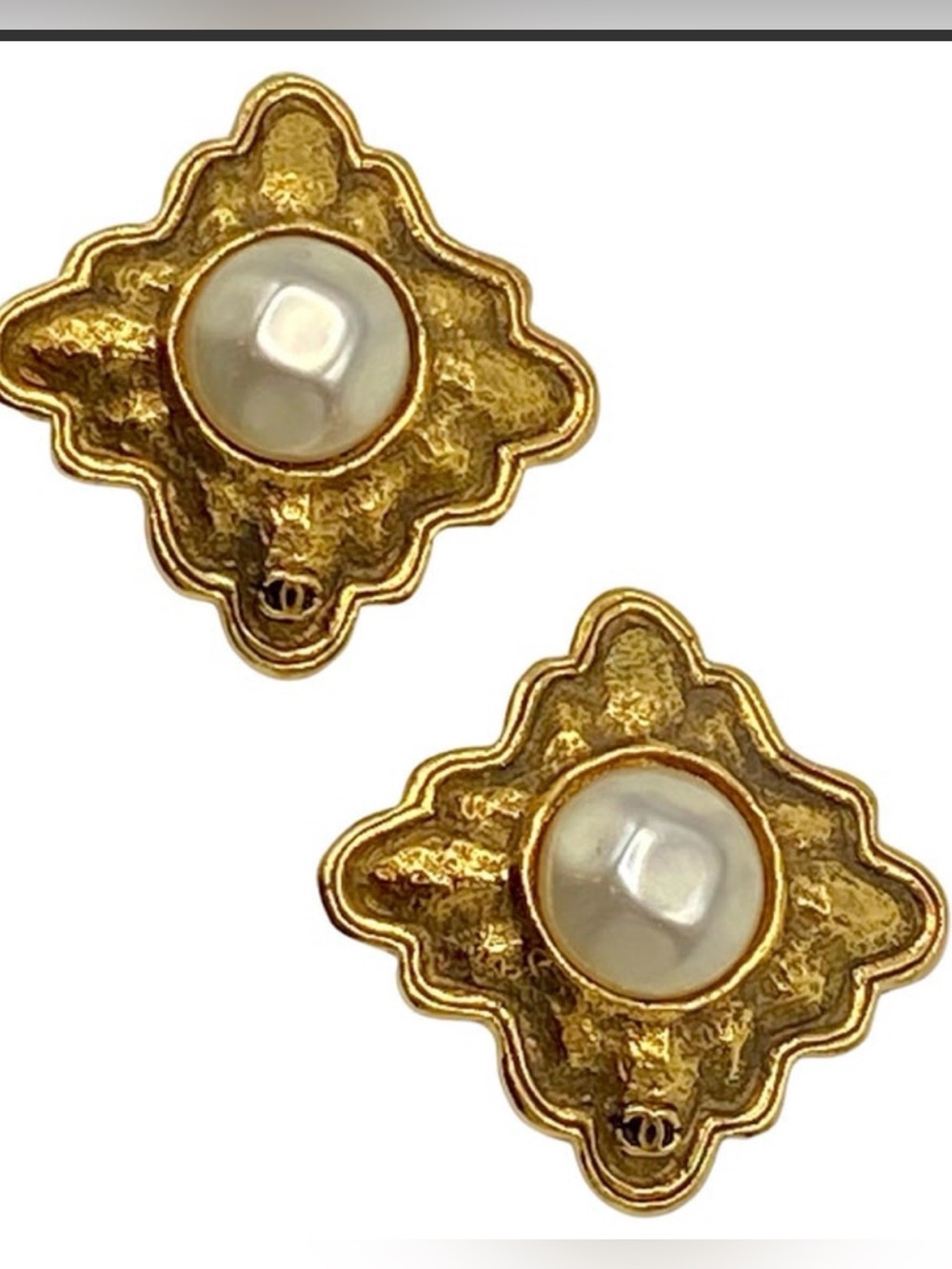 CHANEL Baroque Oxidized Gold frame & Faux Pearl Clip Earrings